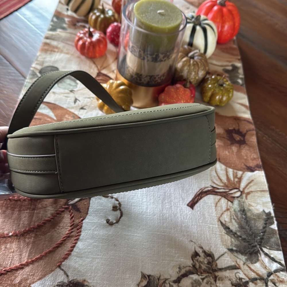 Nannette Lepore bag - Picture 5 of 6